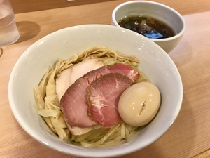 8AD41C61-88E5-4812-87DB-3A07701A3DE4.jpg
