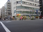 Tsukiji_lotoshop1.jpg